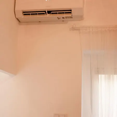 Rakoczi In Downtown *